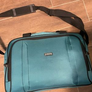 US Traveler carry on luggage / personal bag